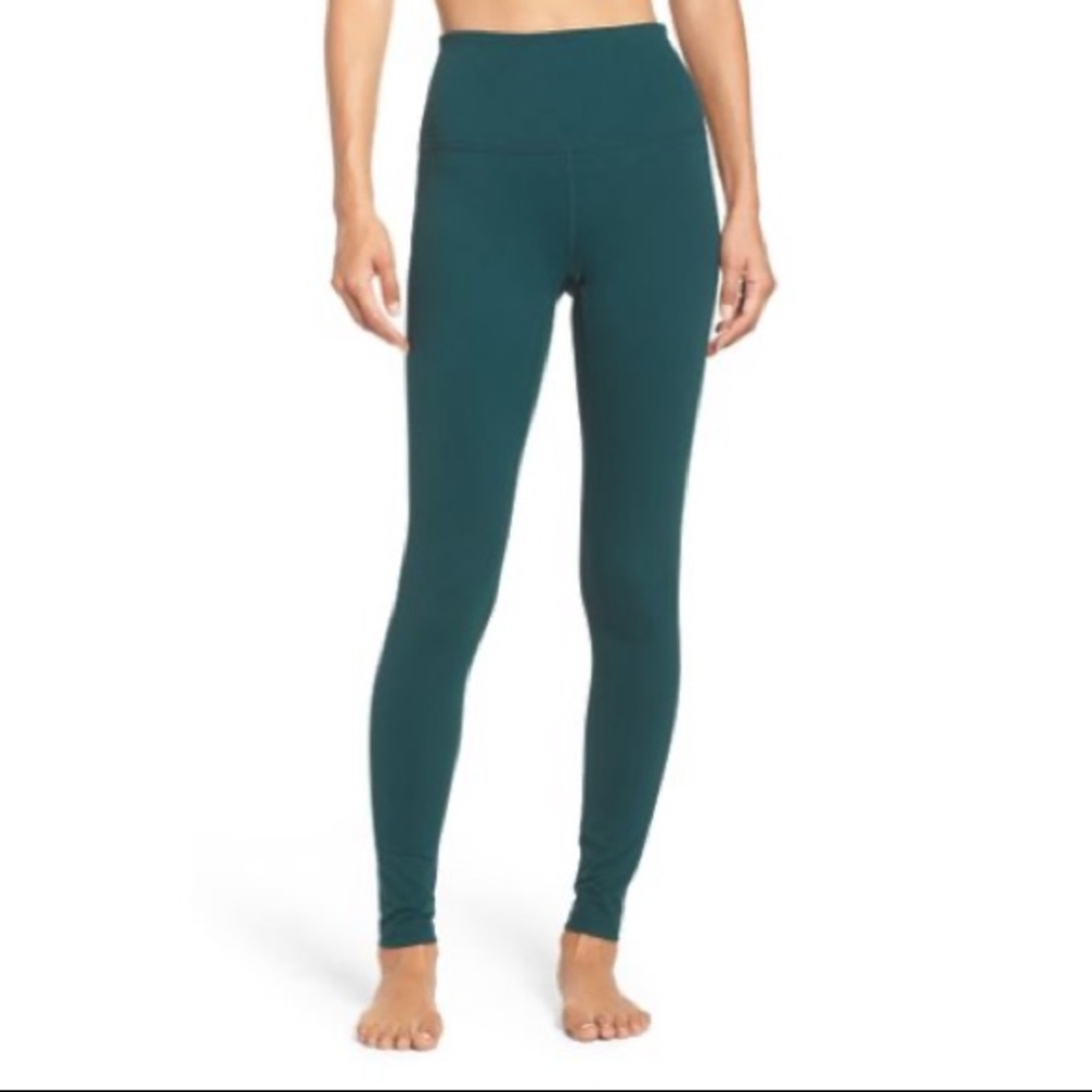 Zella Live In High Waist Leggings in Dark Green💚